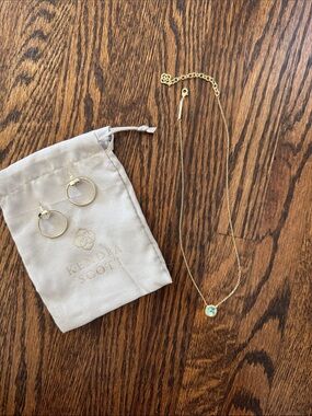Kendra Scott earrings/necklace set